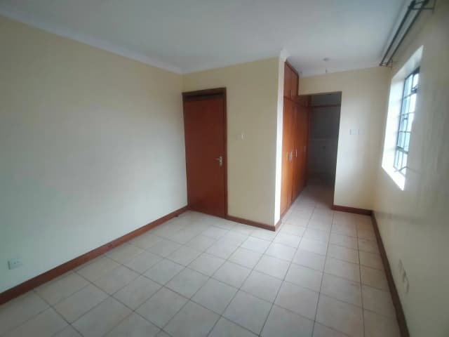 3 Bedroom Apartment/Flat For Rent in Langata_9